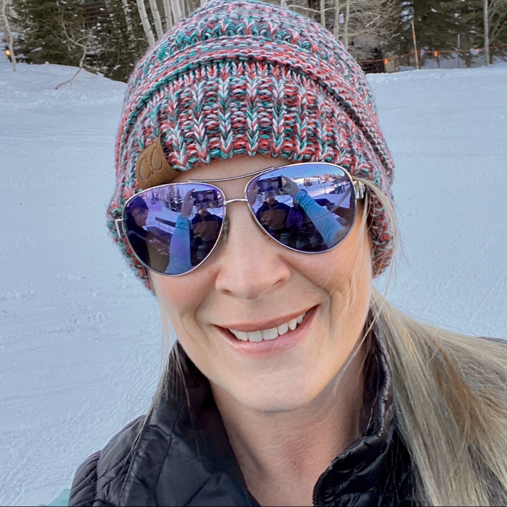 Meet your Posher, Suzanne